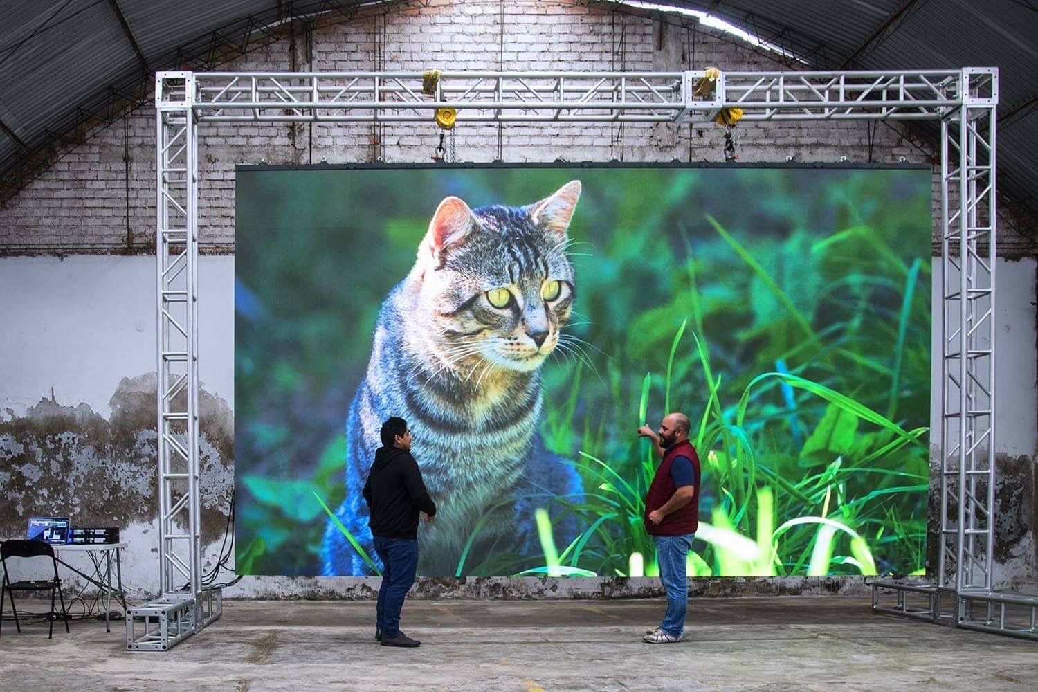 P2.5mm Indoor Rental LED Screen in Peru1