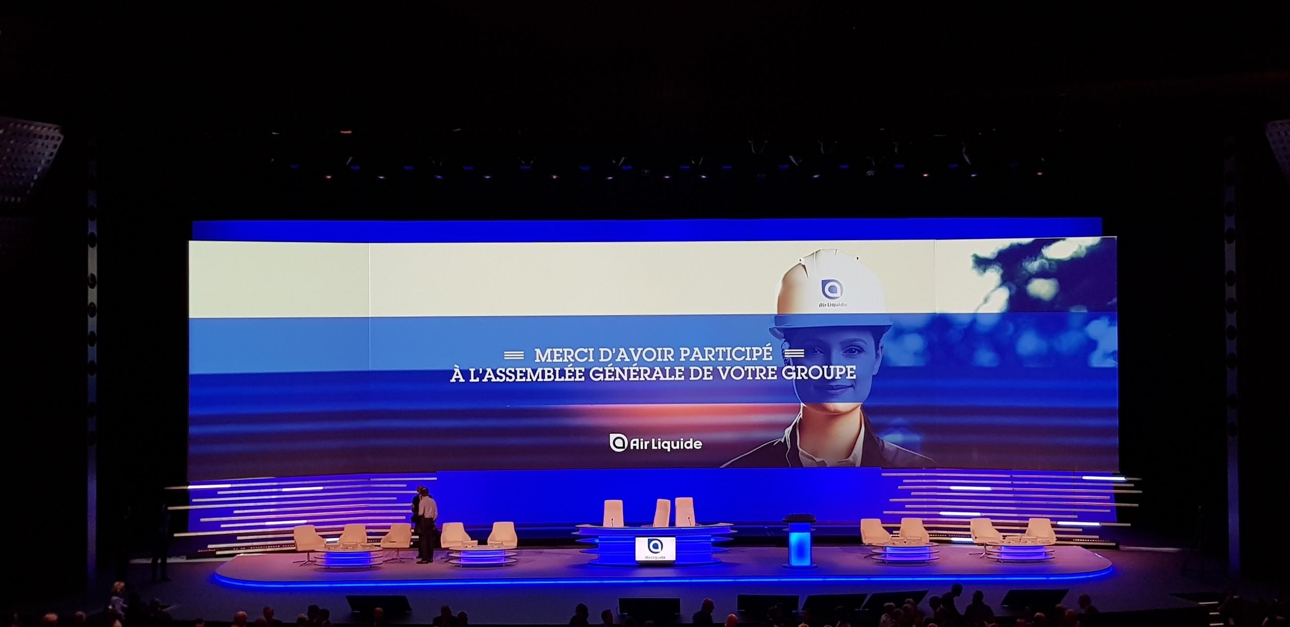 P2.97mm Indoor LED Wall for Forum in France